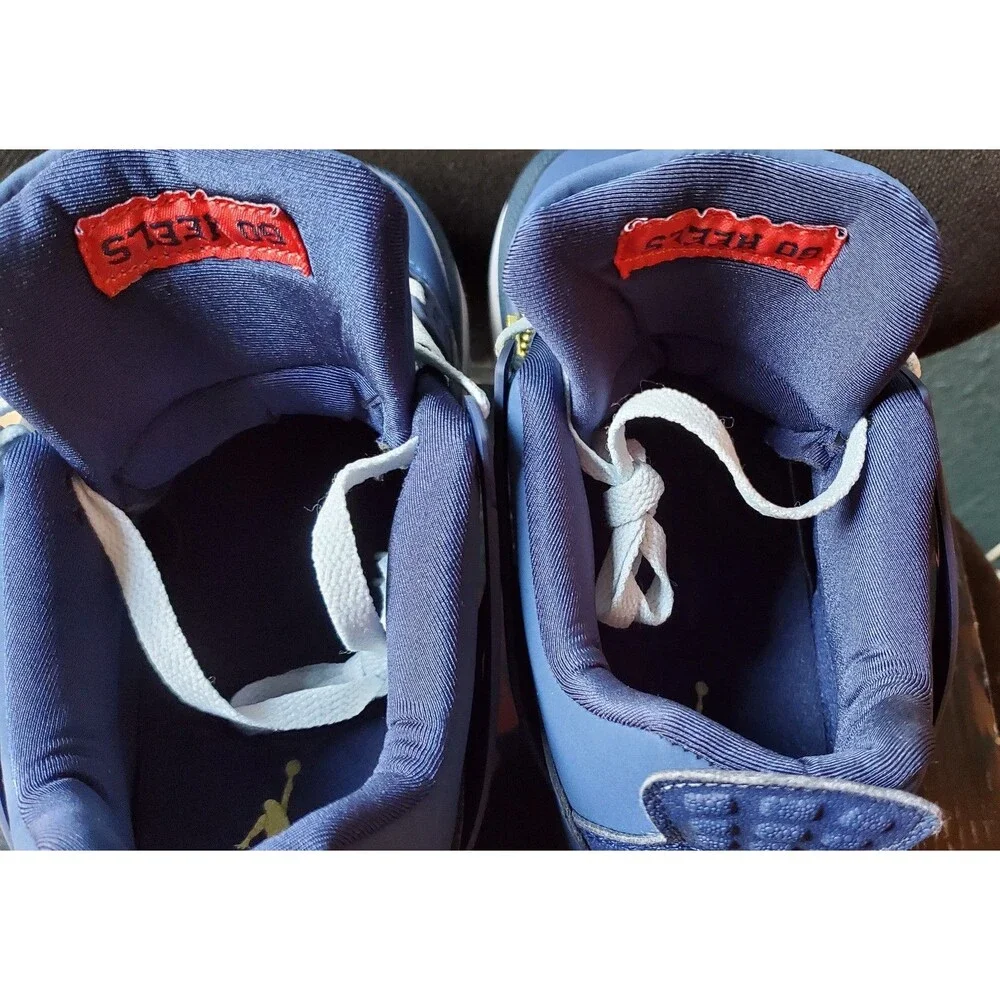 Air Jordan 4 Retro Howard University PE. Size 10